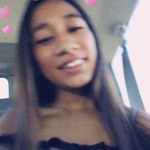 Meet your Posher, Talia